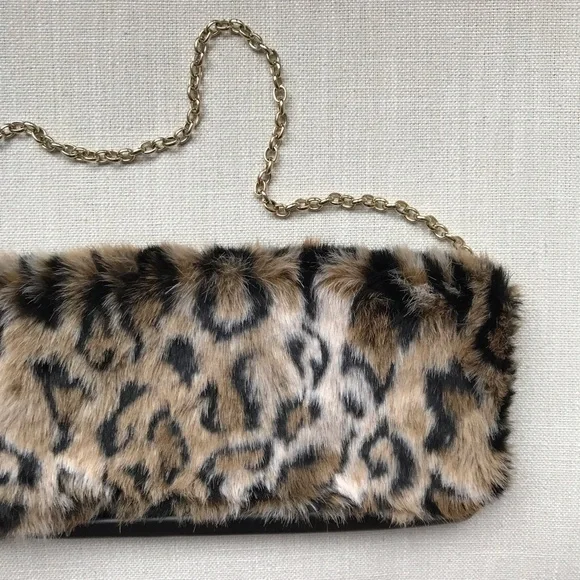 💜Juicy Couture Faux Fur Leopard Clutch 2 for $20! - Picture 12 of 12